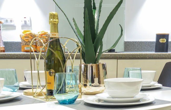 Tudors eSuites Apartment with 4 Beds - Foto 21