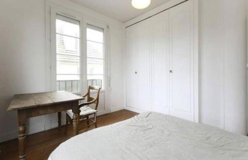 Chambre chez l'habitant dans un appartement à 2 pas de la gare SNCF et à 300m de la gare routière - Foto 3