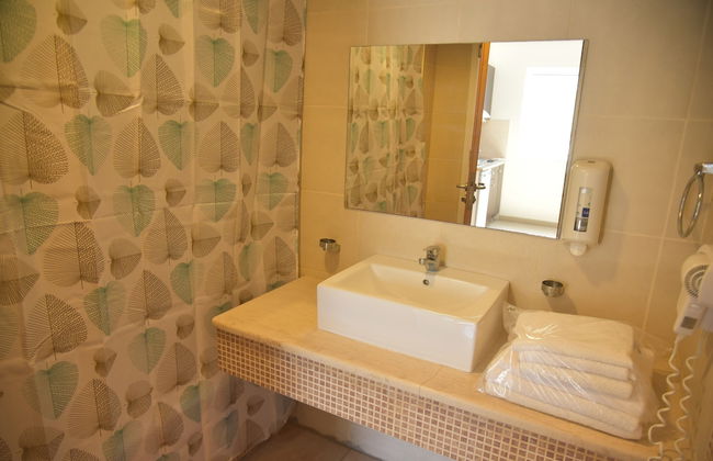 Bristol Sea View Apartments - Photo 45