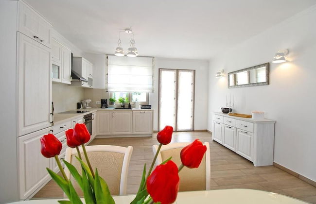 Elegant Villa With Private Pool in Bale - Foto 31