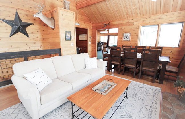 Lookout Lodge An Extraordinary Escape for 10! - Photo 28