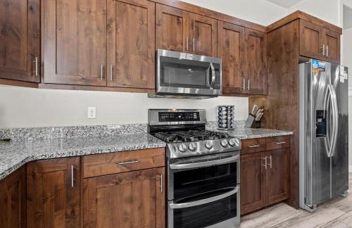 Paradise Village 115 Poolside Heaven Private Hot Tub and Ping Pong Table, Community Water Park and Kids Cove - Foto 17