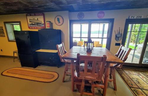 Downeast Sunset Luxury Lakehouse - Photo 15