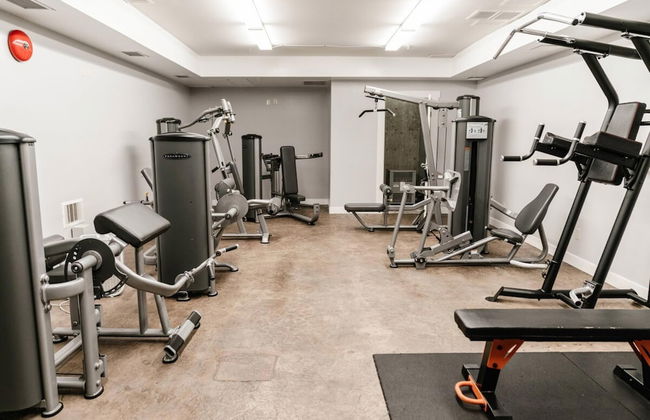 Lakefront Pool Side Townhouse -barona Beach - Photo 20