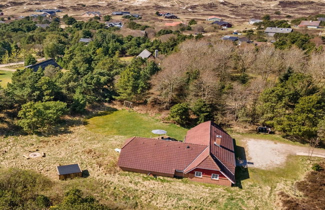 5 bedroom House in Sønderho with terrace and sauna - Photo 1