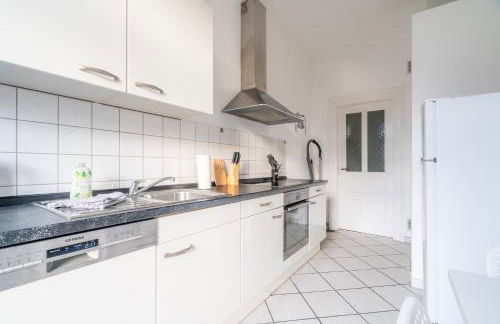 traumhafte Jugendstilwohnung in zentraler Lage am Zoo - Foto 20