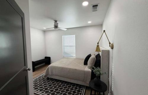 Royal Flush Villa - King Bed near WinStar - Foto 9