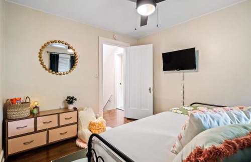 Hot Tub Ping Pong Sleeps 9 Retro Fun - Foto 31