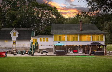 Luxuriously Restored Farm Cabin - Foto 45