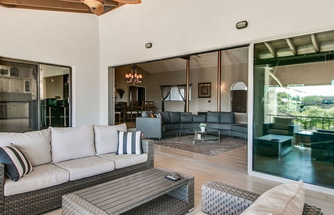 Spectacular Fountain Hills 5 Bdrm W/pool and Views - Foto 48