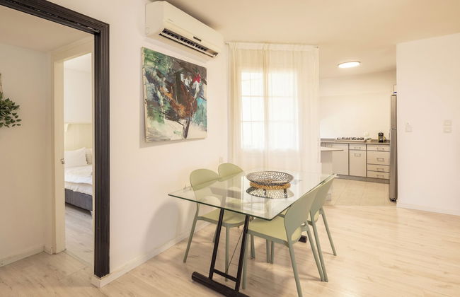 Chic 3BR Apt on the Beach by Sea N' Rent - Foto 11