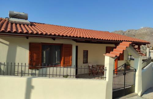 EfisHouse - Photo 16