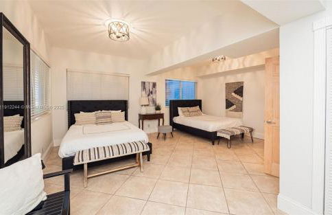 Oceanfront Luxury Villa 5Bedroom and 4Bath Beach Access - Photo 68