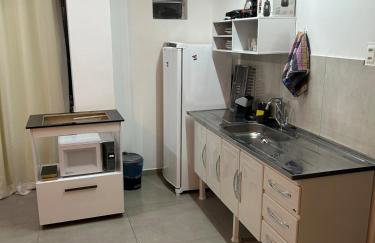 04 - ESTÚDIO com ÁREA PRIVATIVA, Vaga de garagem, Máquina de lavar, Wi-fi, TV smart, próximo a Skema School - Foto 23