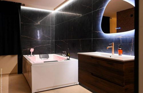 Suite Diamant Spa Détente avec Balnéo Double & Sauna - Foto 4