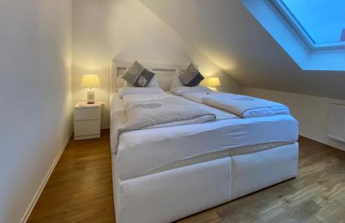 4 Zimmer Apartment, 125 qm, ruhig und zentrumsnah, max 5 Pers, Dachterasse, Garage, 1000 MBit - Foto 27