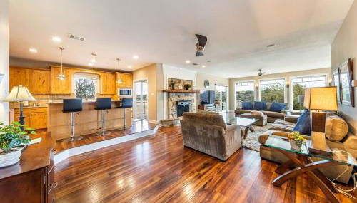 5BR 3BA Spicewood Prime Waterfront w Dock, Theater and Game Room by Austin Vacay - Foto 3