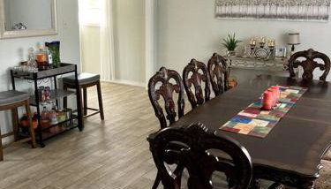 Very Private 3 Bed Home with HEATED Pool Palms and Big Fenced Yard - Foto 2