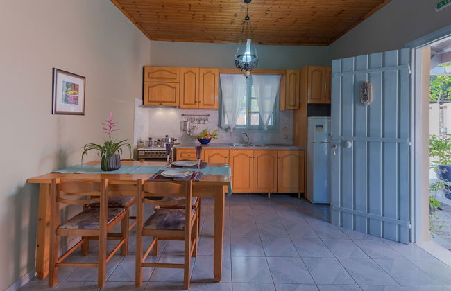 Mihaila Bungalows - Foto 9