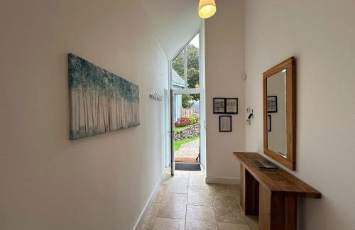 Trewhiddle Retreat V17 by Together Travel - Luxury 4-Bedroom Villa - Foto 3