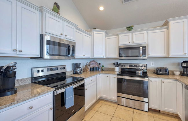 Sleeps 28 Beachfront w/ Pool, Hot Tub, Game Room Atlantic Watch by Avantstay - Foto 18