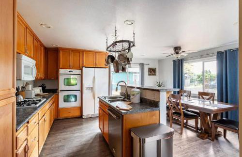 Charming dog-friendly home next to regional park - Foto 3