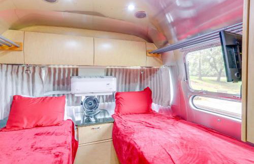 River Access and Private Deck Mountain View Retreat - Foto 18