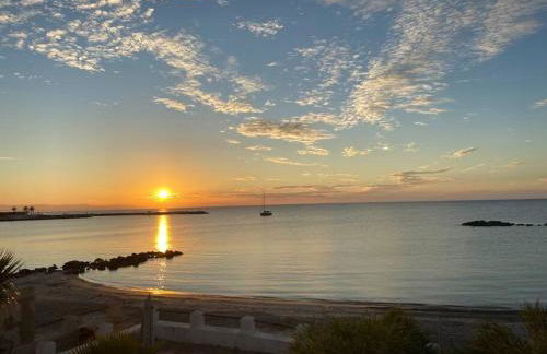 Paradise Beachfront Villa, Porto Columbu, Sardinia - Foto 29