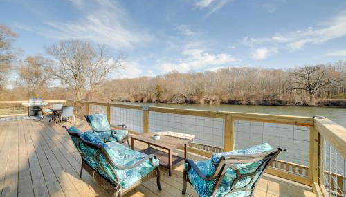 Charming Riverfront Retreat in Monticello! - Foto 3