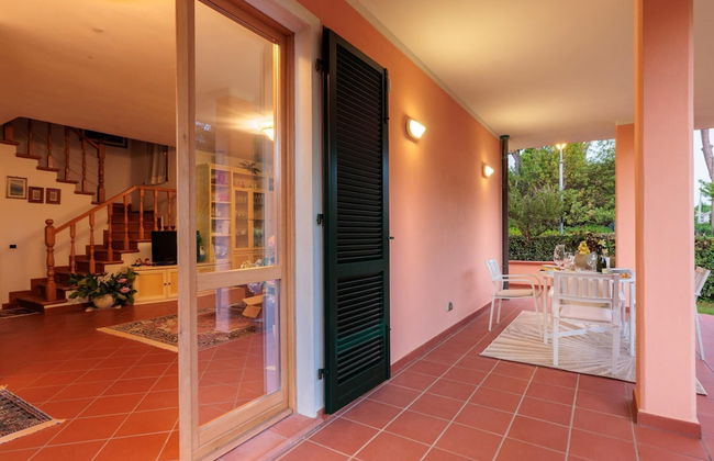 Regina Beach Villa by the Beach in Marina di Piet - Foto 29