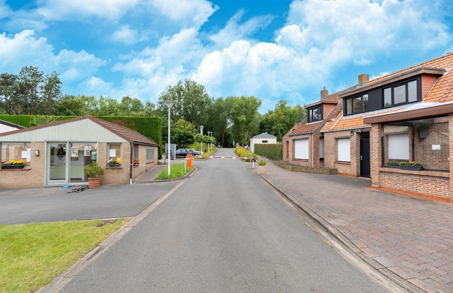 Chalet in De Haan Near Sandy Beaches - Photo 20