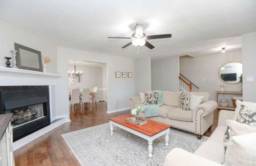 Sojourn Delightful Family Home Sleeps 6 - Foto 23