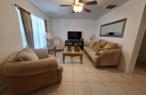 Home 3 beds 1 full bath 1 half bath Port Charlotte near beach - Foto 3