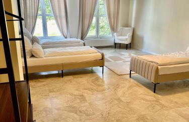 Sanierte 5 Zimmer Luxus Standard Apartment auf 350qm - Foto 22