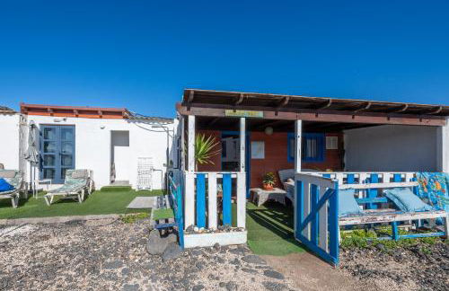 Cabin in front of idyllic majanicho beach - Photo 34
