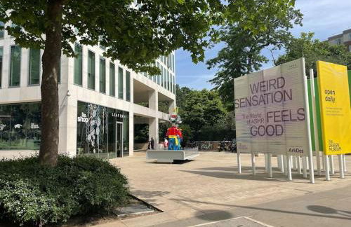 Stylish 3-bedroom flat in Kensington - Foto 49