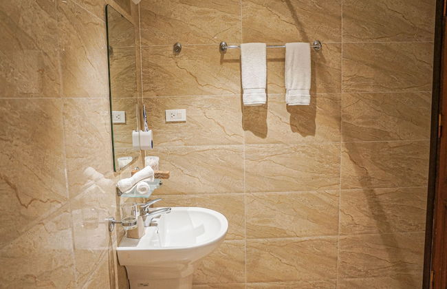 Wecozy Hanoi - Railway Side, The Old Quarter - Foto 63