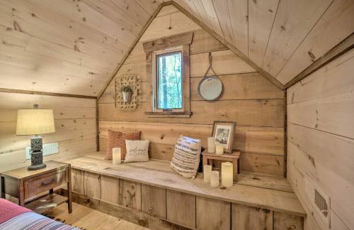 Stunning Cabin Getaway with Private Hot Tub! - Foto 13