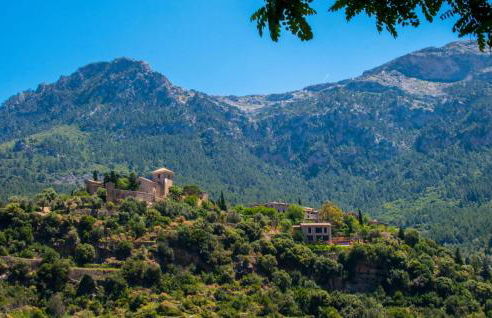 Beautiful Home In Deia With Private Swimming Pool, Can Be Inside Or Outside - Foto 46