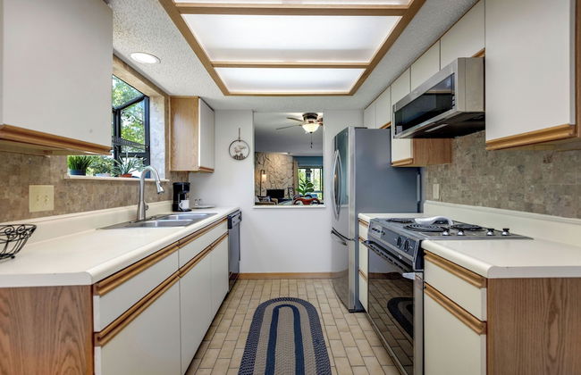 Lake Getaway - Photo 9