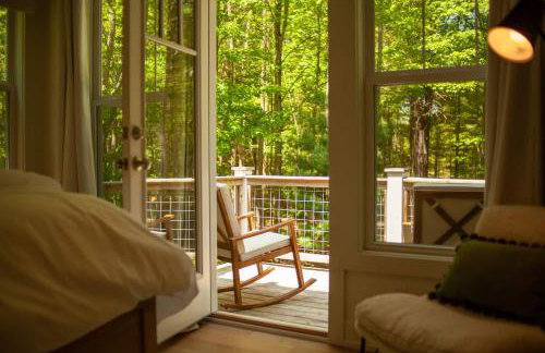 Lake Effect Lodge 3 min from Laketown Beach! - Foto 10