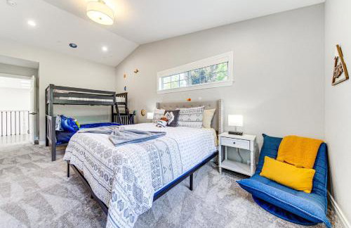 Private Pond and Indoor Pool Grand Arlington Villa! - Foto 26