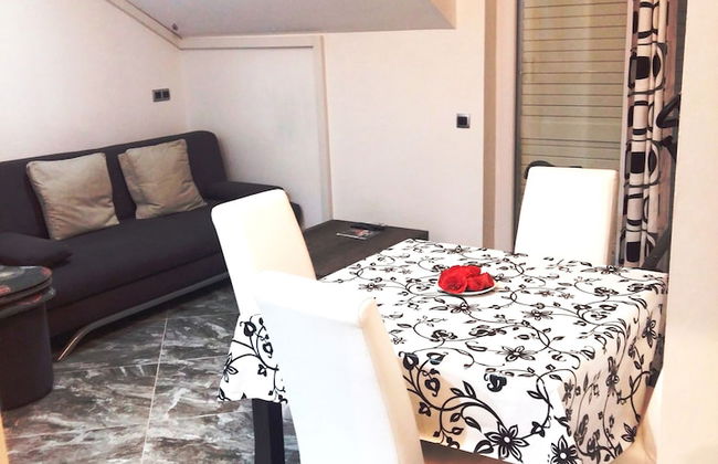 Apartments Martinovic - Photo 7