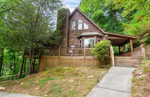 Amazing Creek View Cabin w/ Hot Tub, Firepit & Pool Table - Foto 74