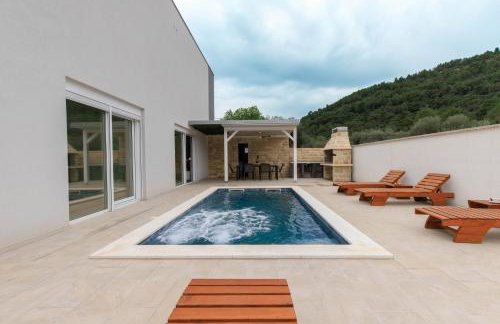 House Bartulovic - Jan Apartment with a pool - Photo 13