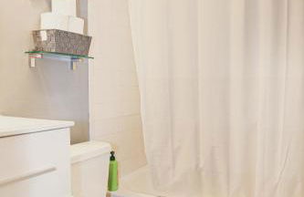 Charming 3bd Alexandria House, 11 miles to DC, Nice front view - Foto 29