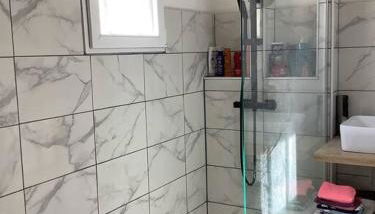 Maison avec jardin proche Avignon 2 chambres - Photo 2