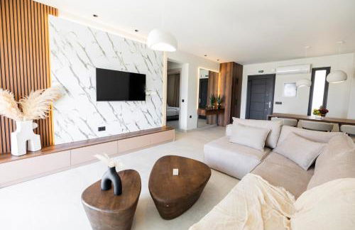 Celeste Luxury Villas - Photo 12