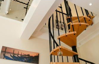 Beautiful cozy 3 bedroom 2 bathroom apartment - Foto 42