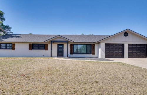 Backyard and Game Room! Home in Heart of Midland - Foto 3